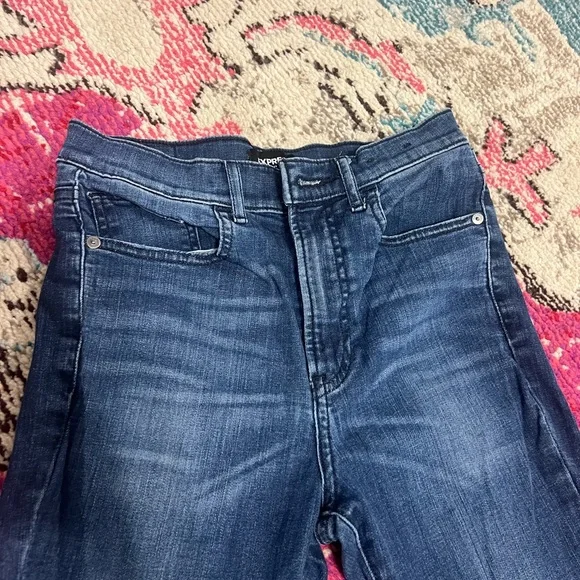 Express Skinny High Rise Size 4R - Picture 2 of 5